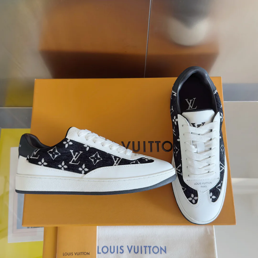 Кроссовки Женские Louis Vuitton 296900