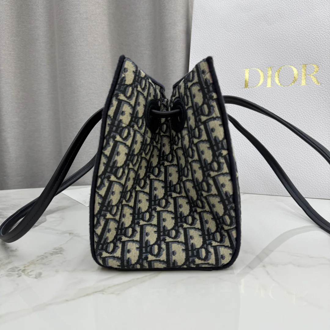 Классические Сумки Женские Christian Dior 18187819