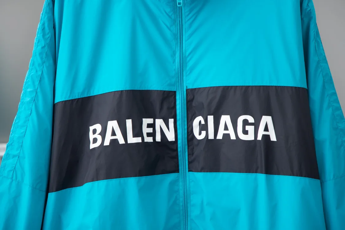 Куртки Женские Balenciaga Куртки Женские Balenciaga