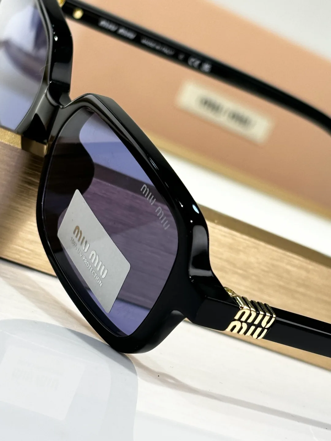 Очки Miu Miu 411606