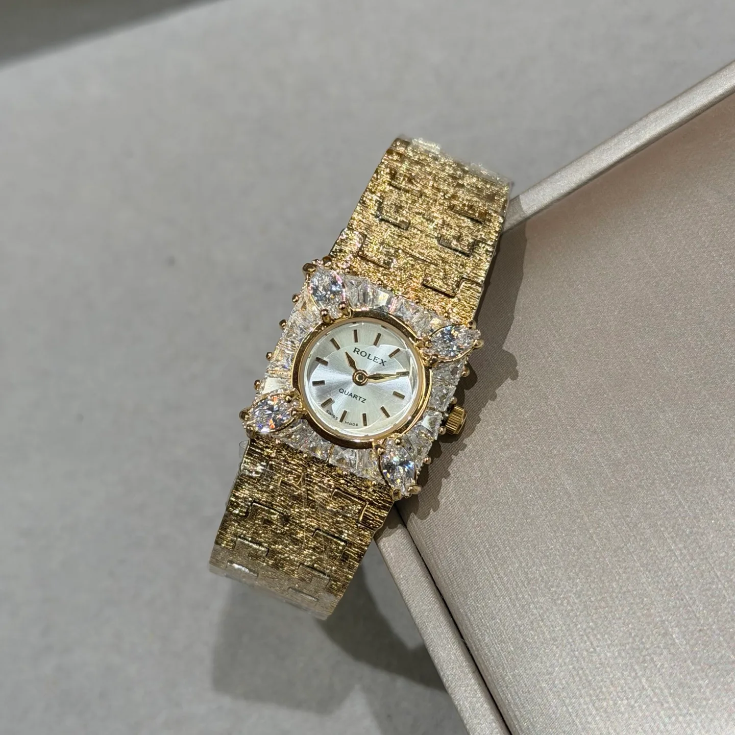 Часы Женские Rolex 17843054