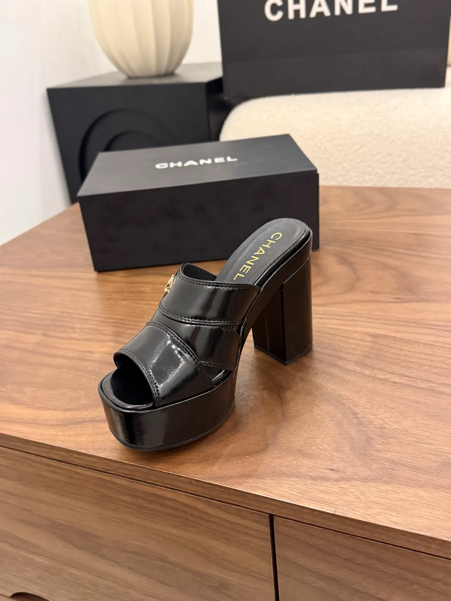 Туфли Женские Chanel 11756760