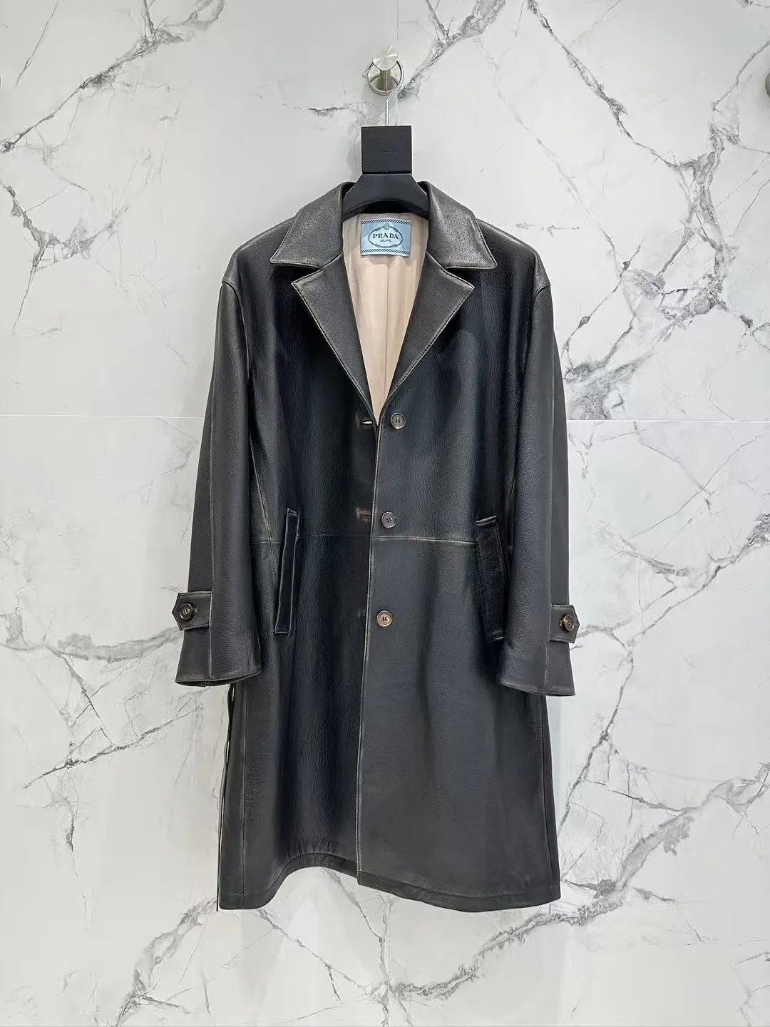 Кожаные Куртки И Дублёнки Женские Prada 13186428