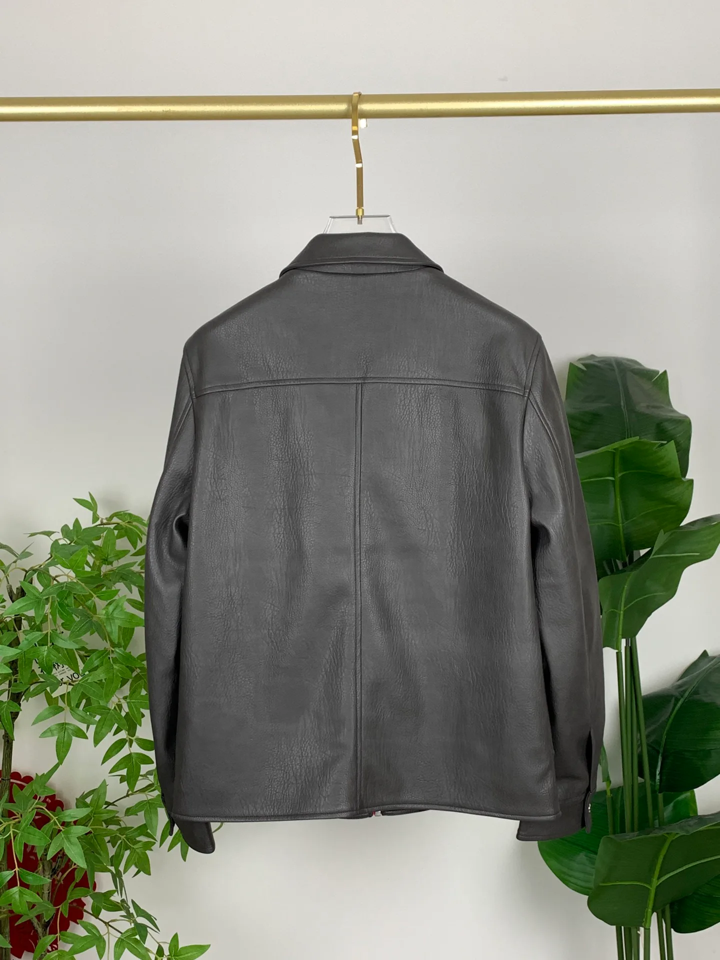 Кожаные Куртки И Дублёнки Мужские Prada 4314576