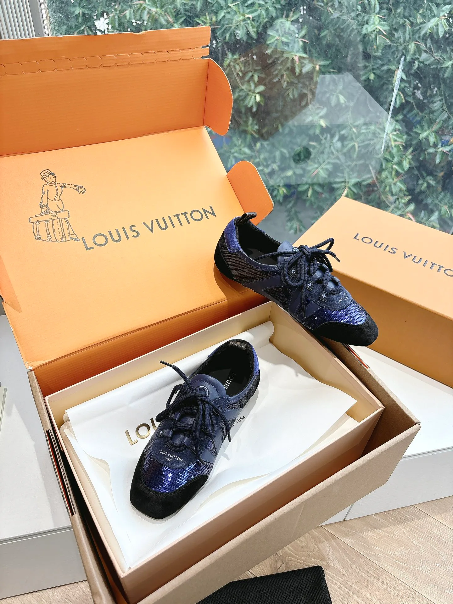 Кроссовки Женские Louis Vuitton 8979809