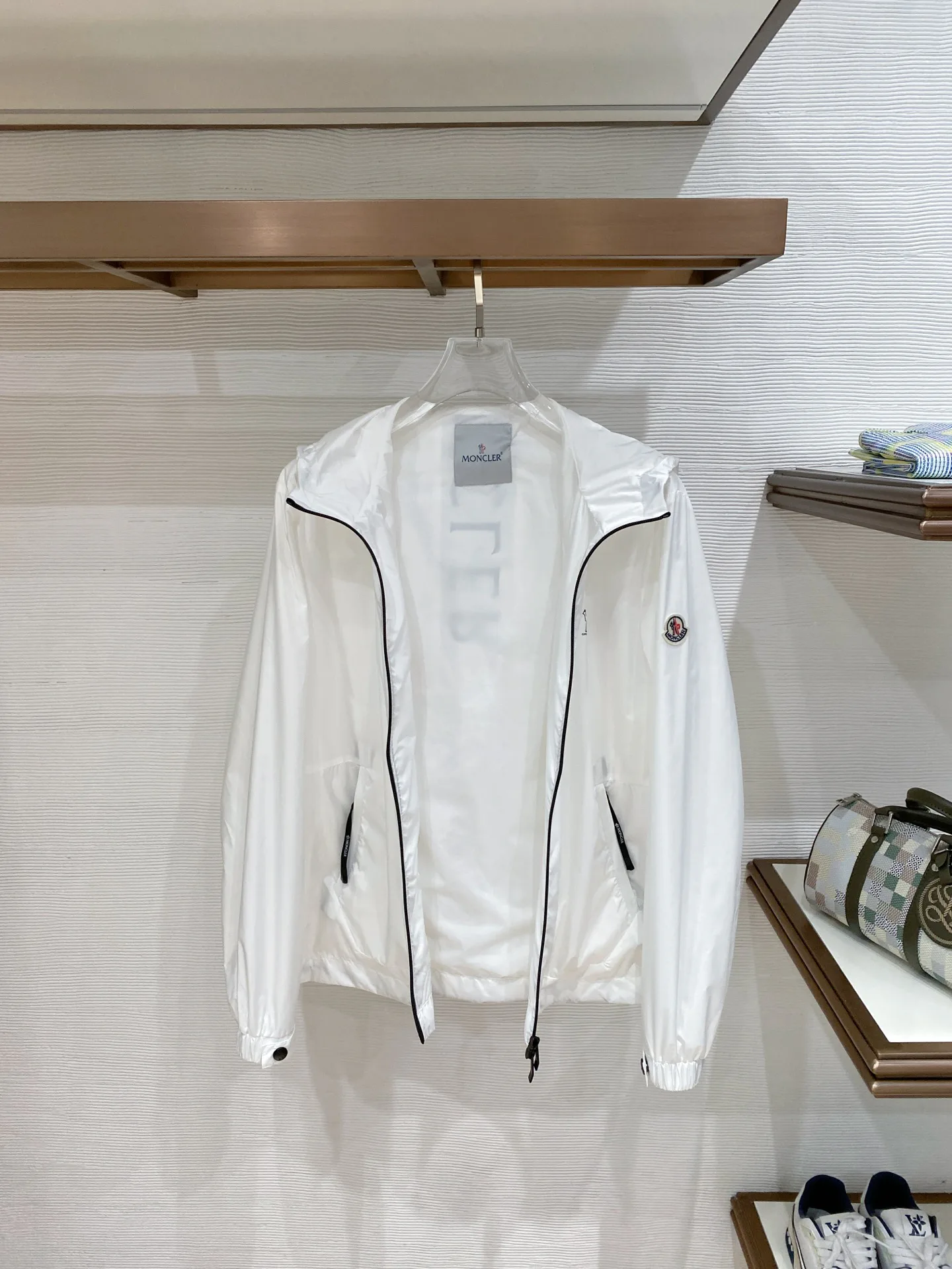 Пальто И Тренчи Мужские Moncler 11556920