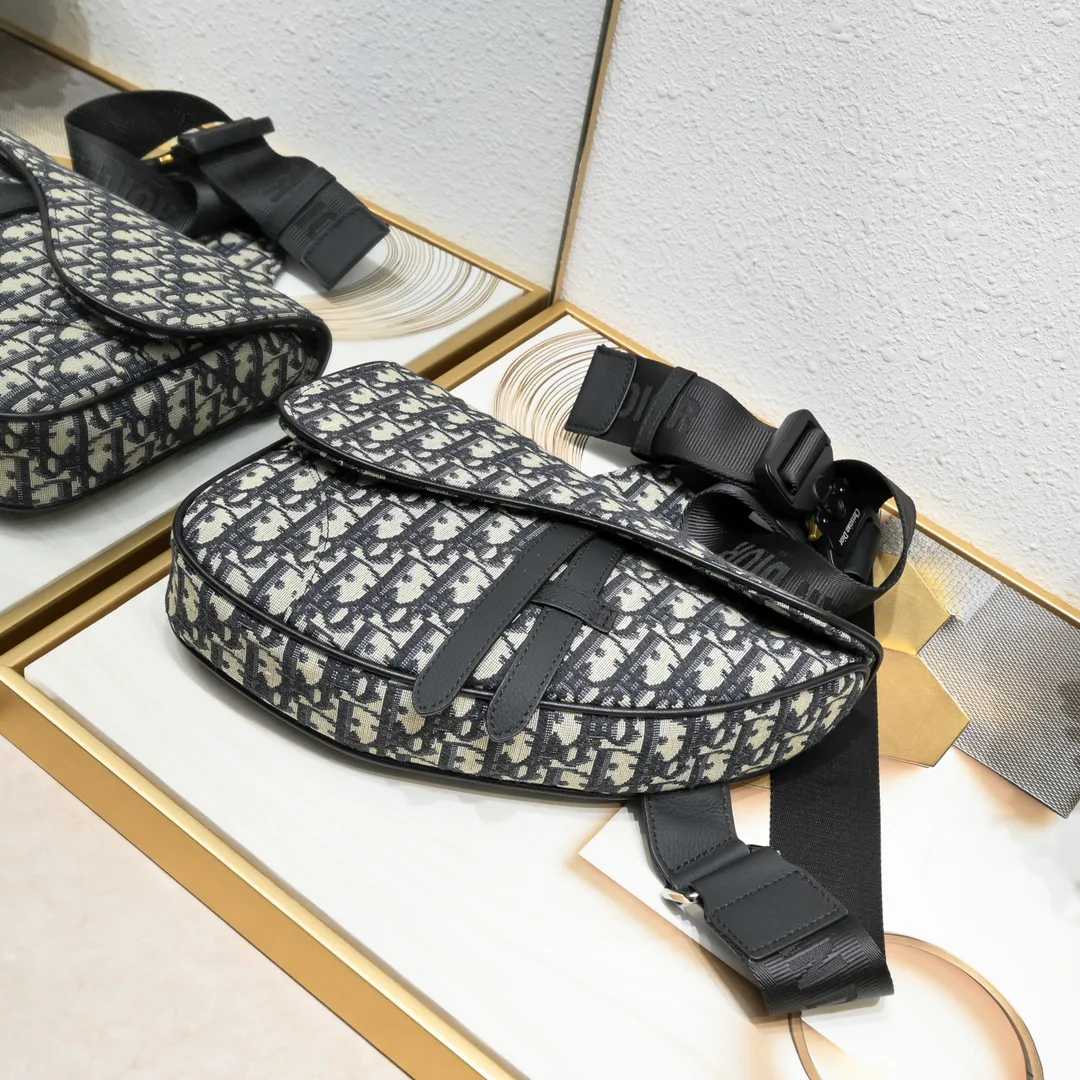 Классические Сумки Женские Christian Dior 11204068