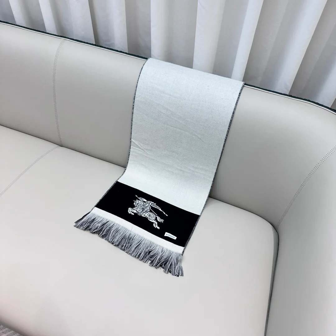 Шарфы Burberry 2245