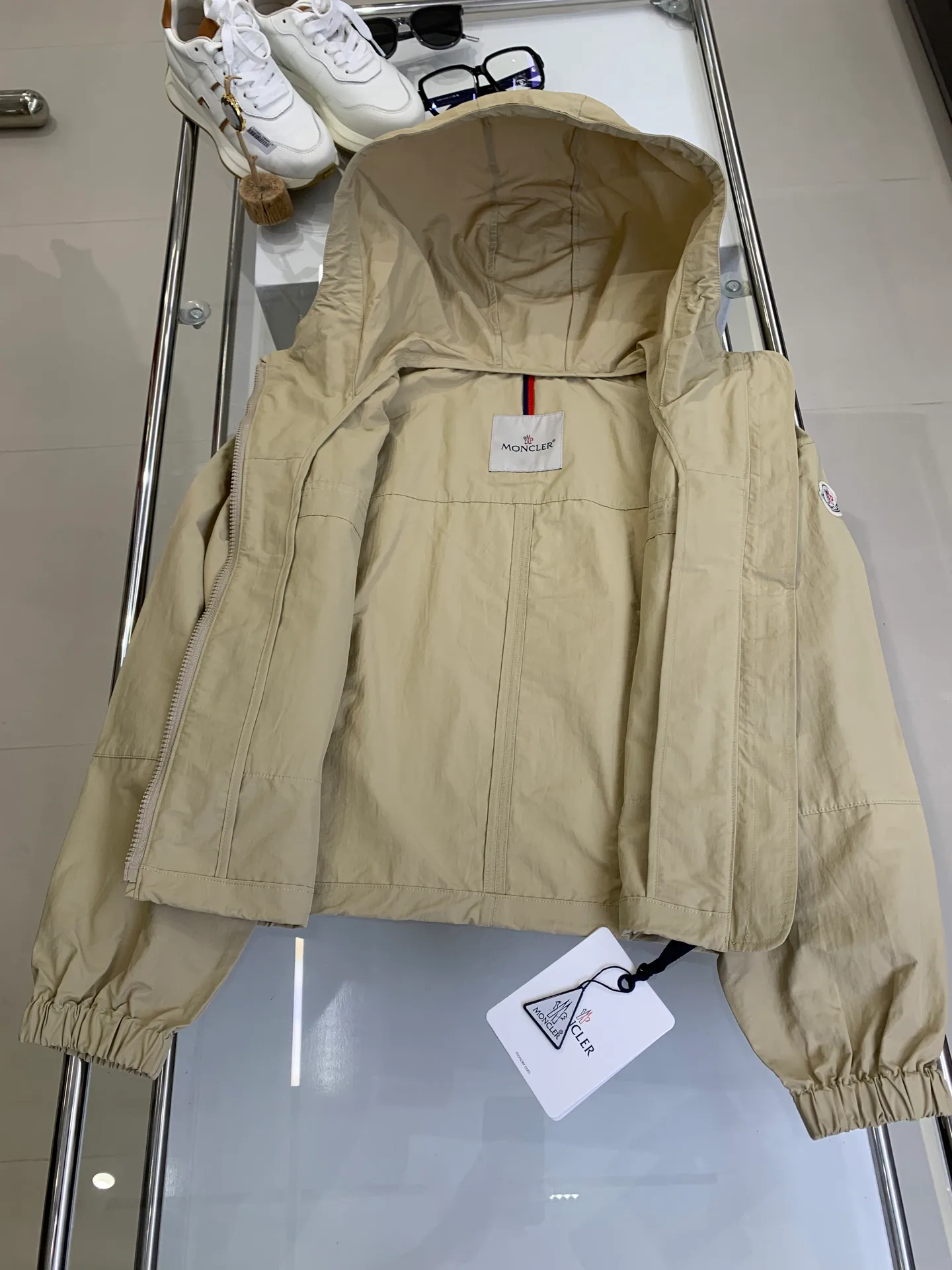Куртки И Пуховики Женские Moncler 11427008