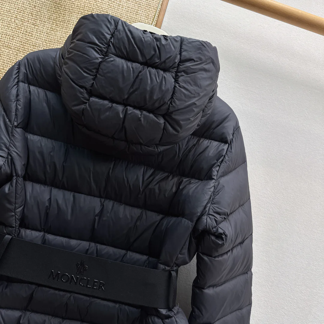 Куртки И Пуховики Женские Moncler 18345002
