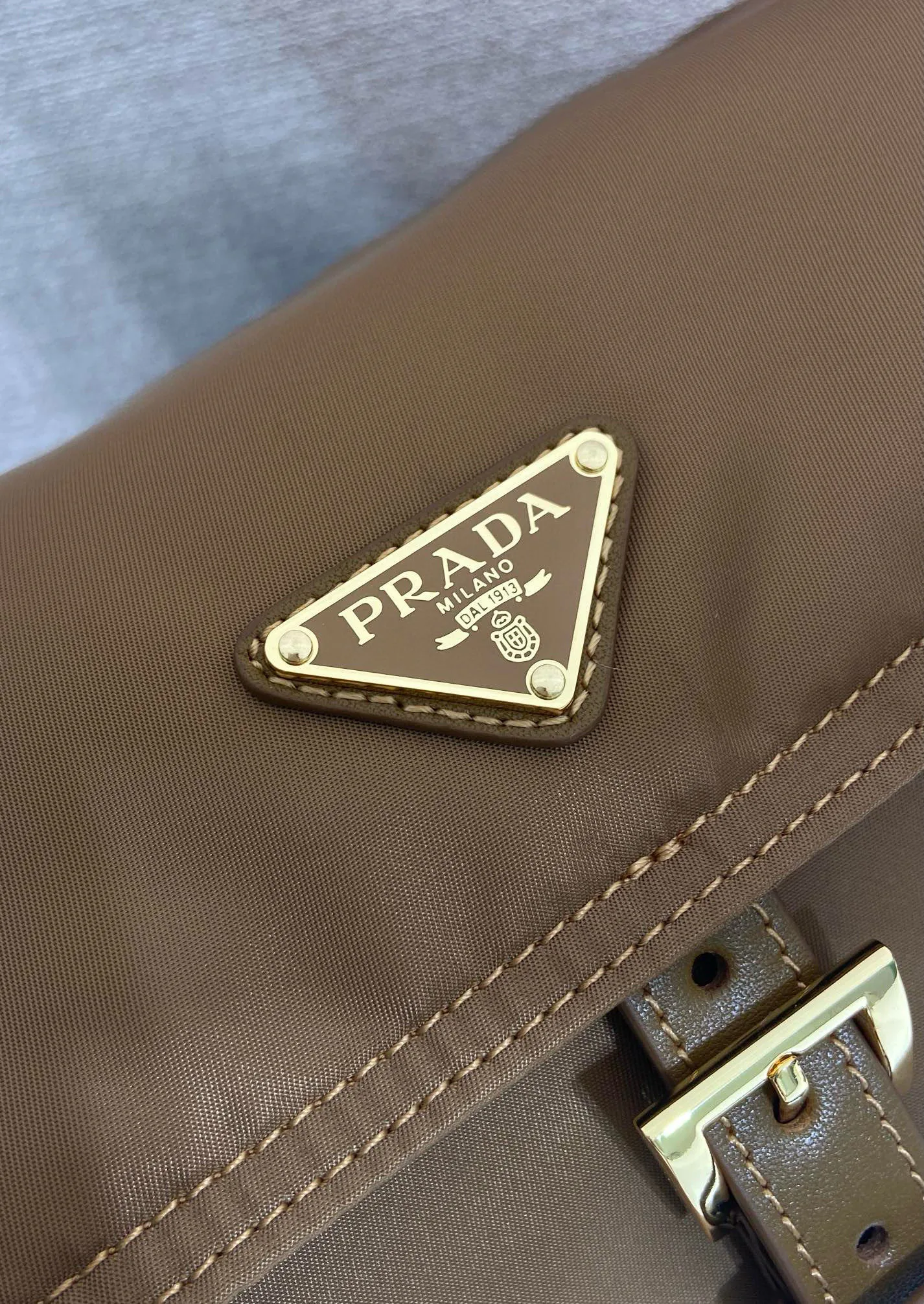 Сумки На Ремне Женские Prada 9650651
