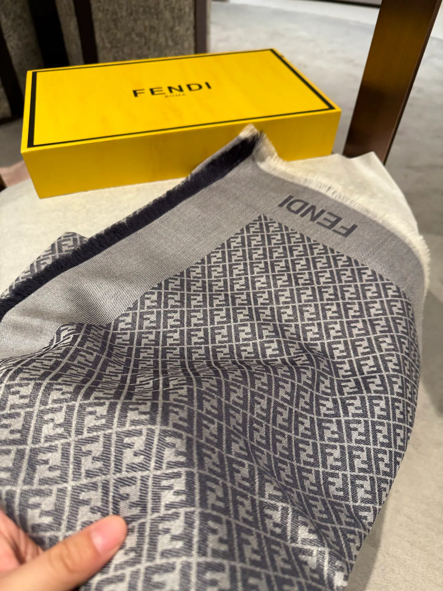 Шарфы Fendi 195247