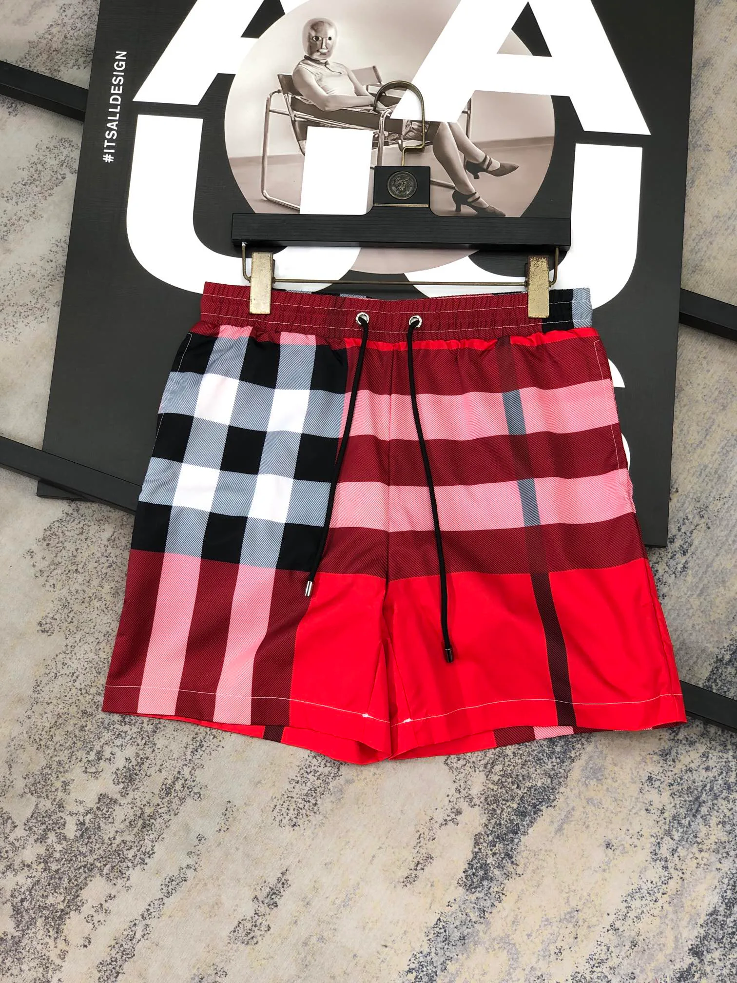 Шорты Мужские Burberry 11213243