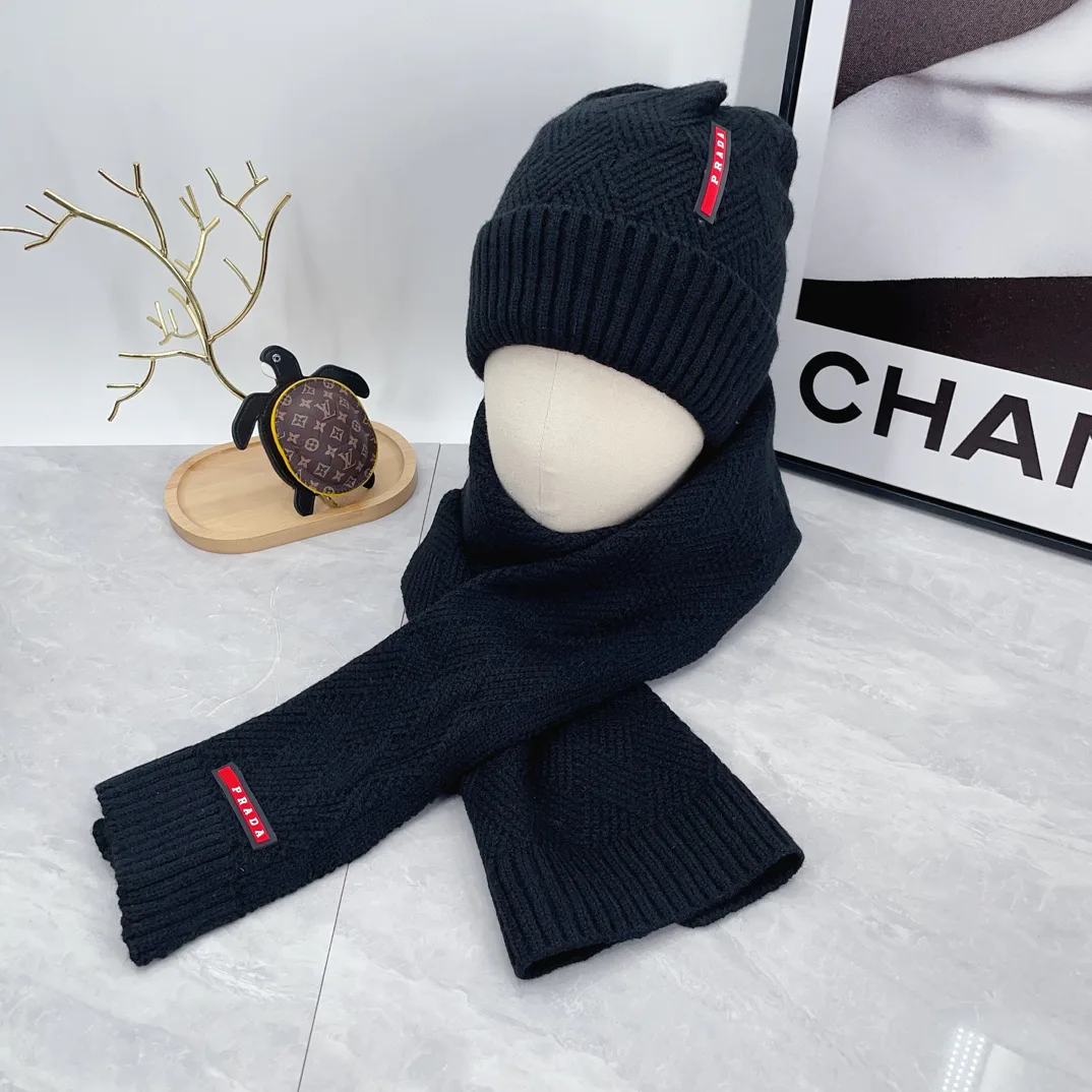 Головные Уборы Prada 433004