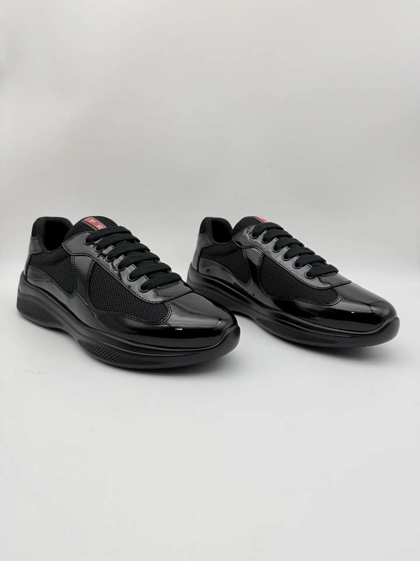Кроссовки Мужские Prada 18067341