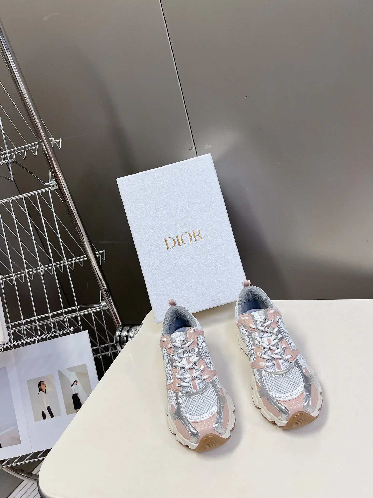 Кроссовки Женские Christian Dior 17978175