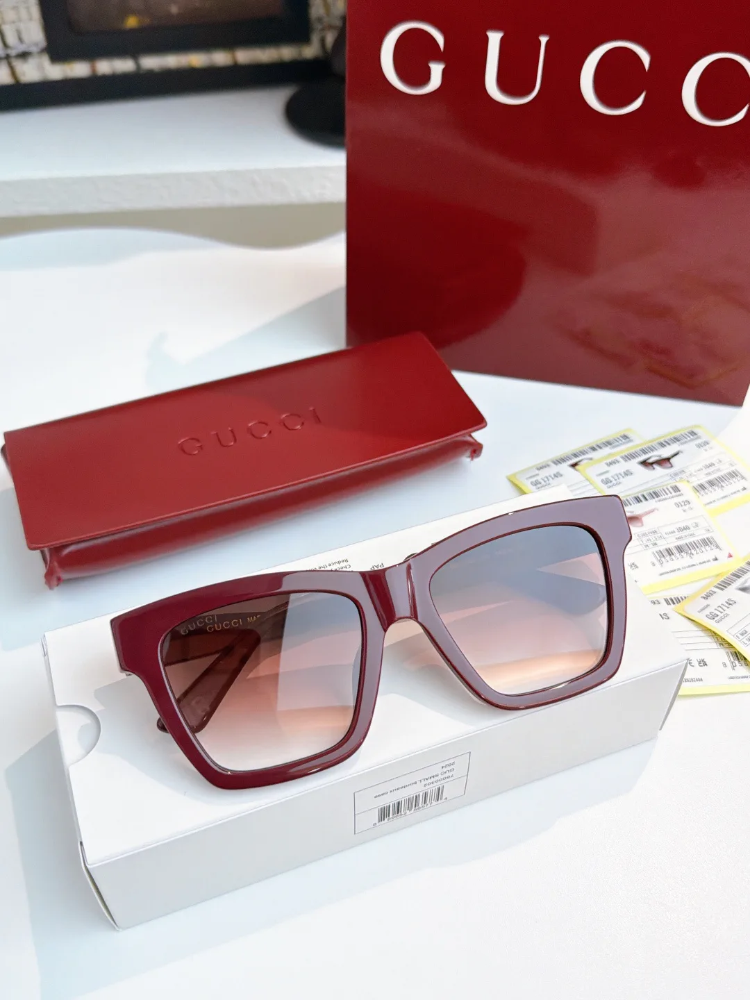 Очки Gucci 17135568