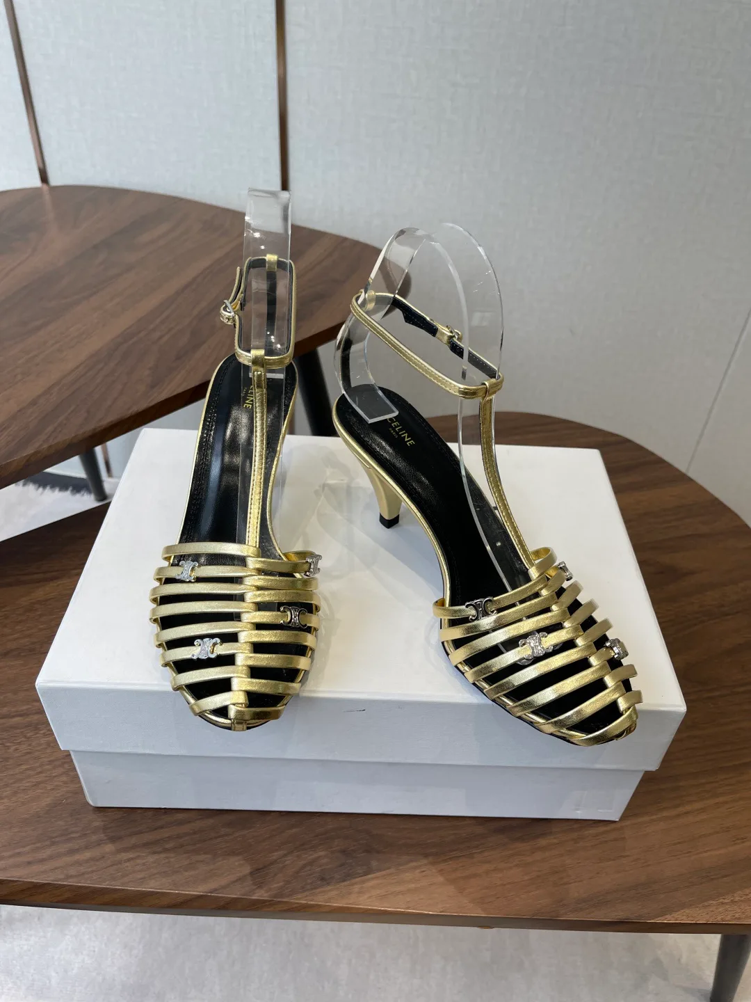 Босоножки Женские Celine 11645188