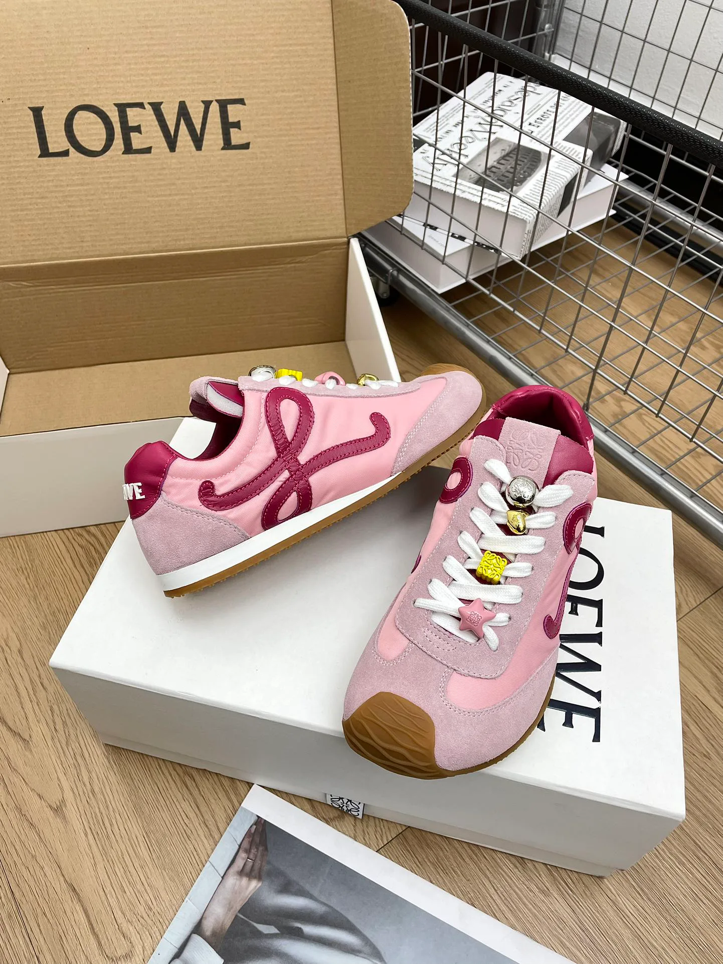 Кроссовки Женские Loewe 11189