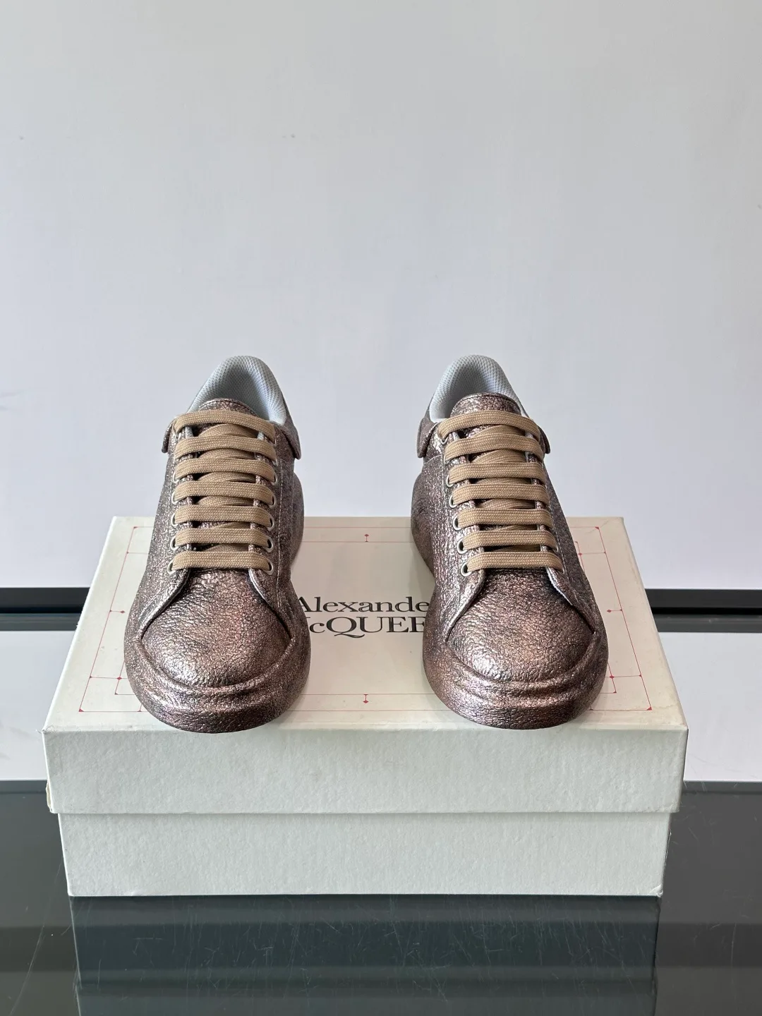 Кроссовки Женские Alexander Mcqueen 17447543