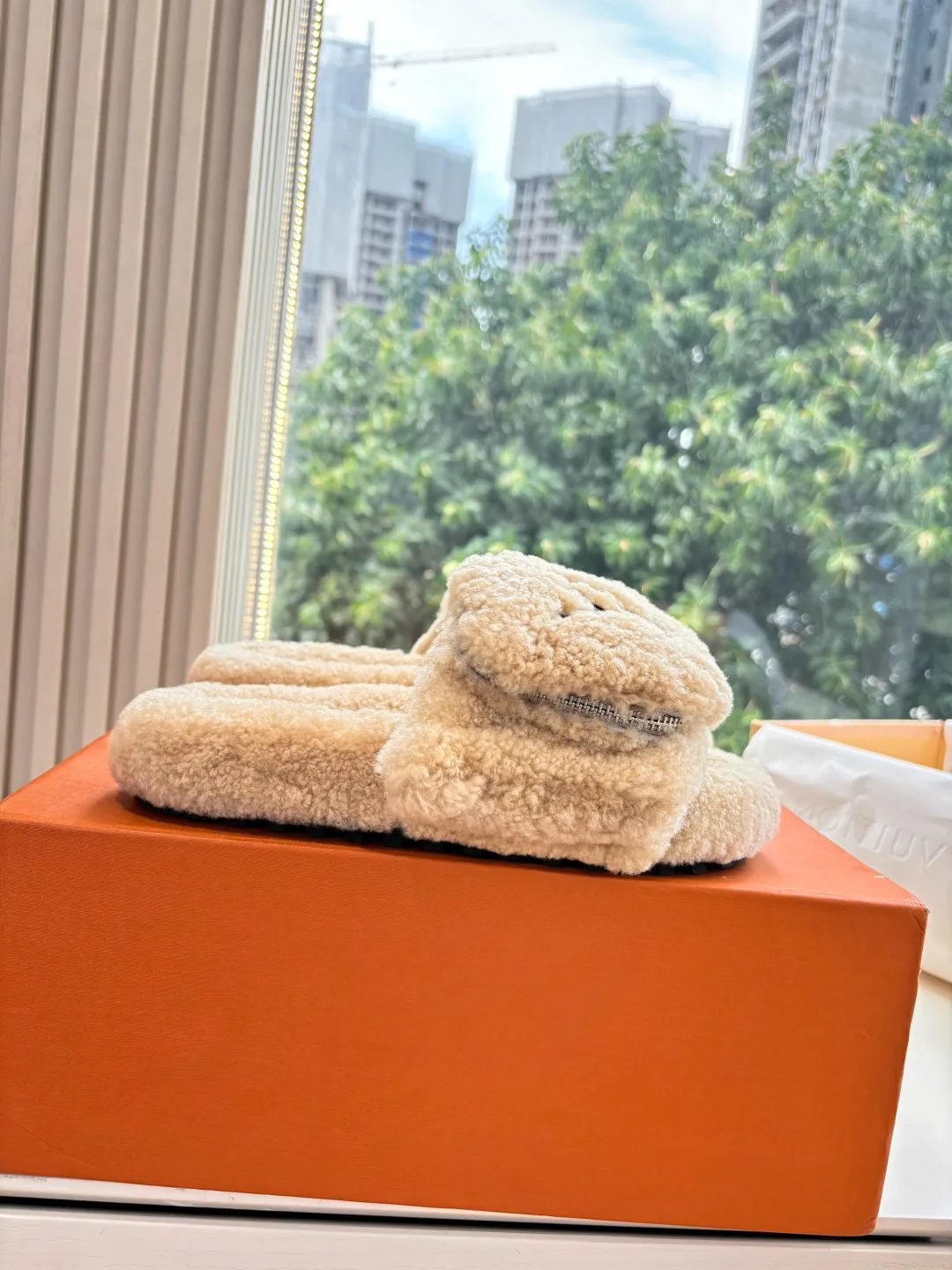 Тапочки Женские Louis Vuitton 53865