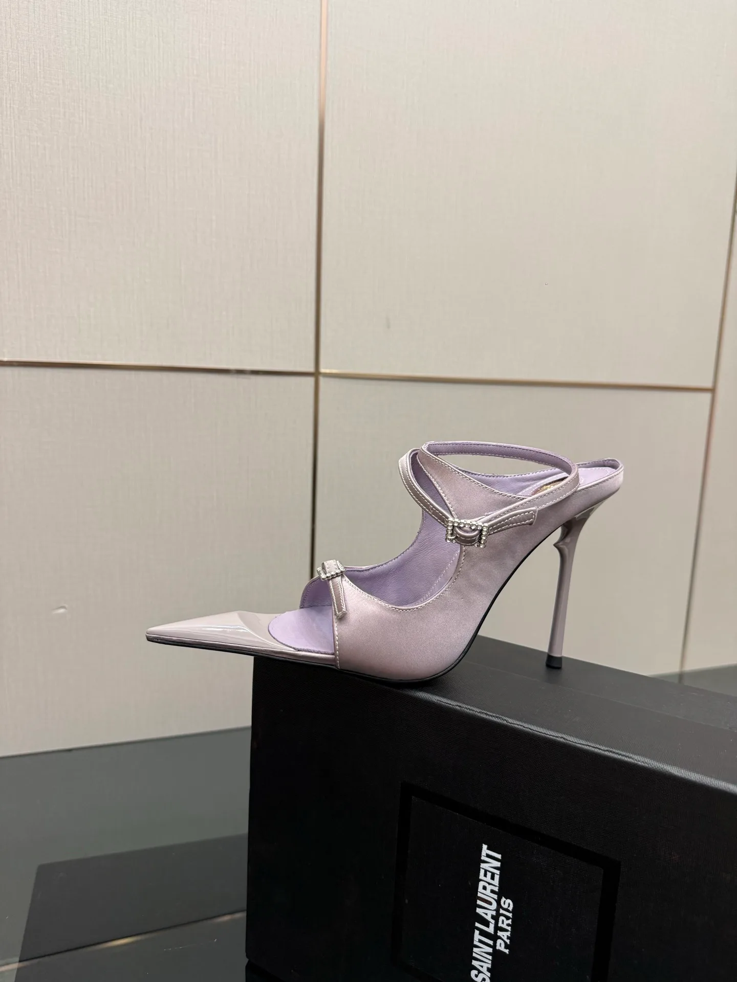 Туфли Женские Saint Laurent 13164428
