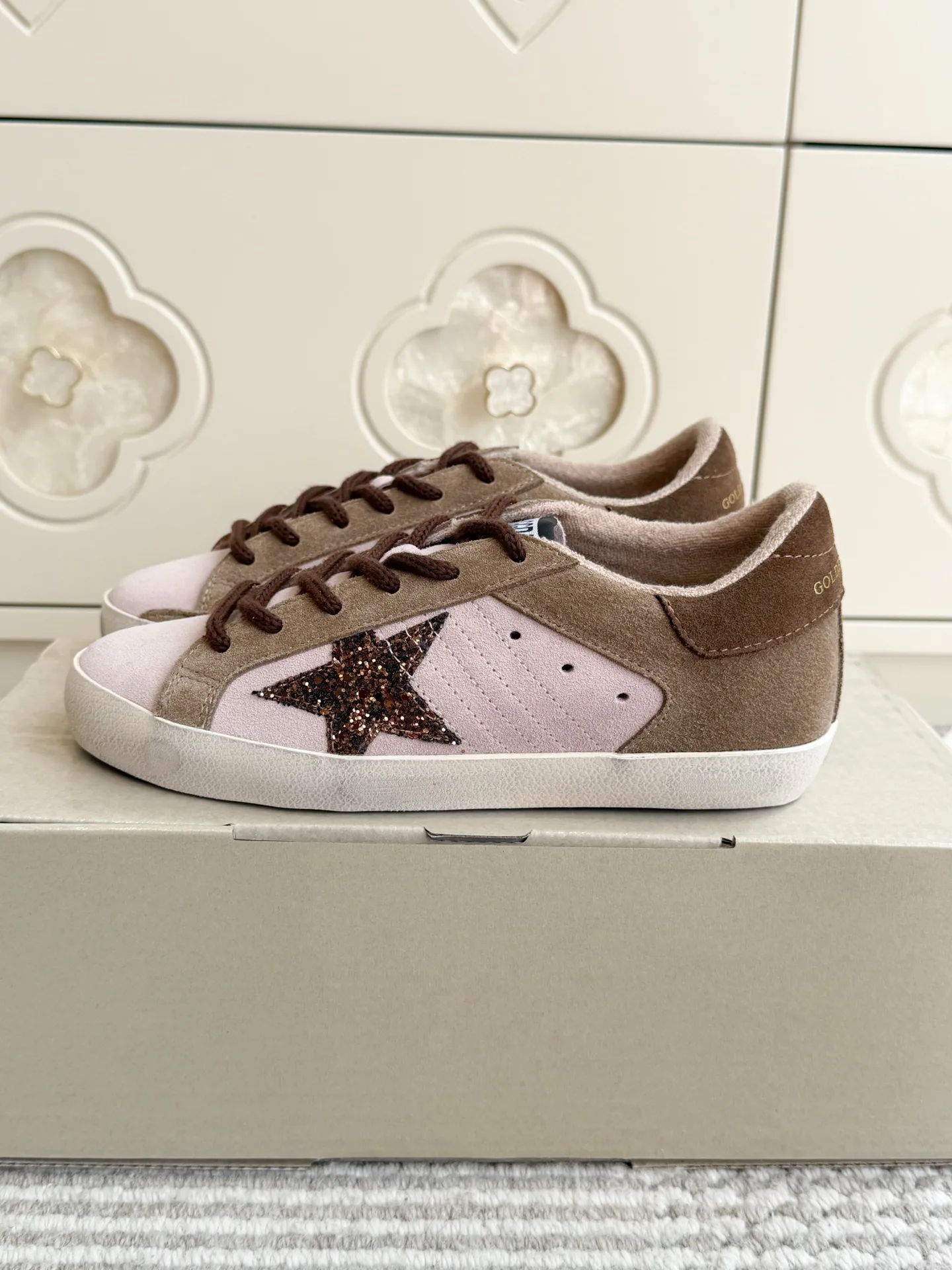 Кроссовки Женские Golden Goose 18360503