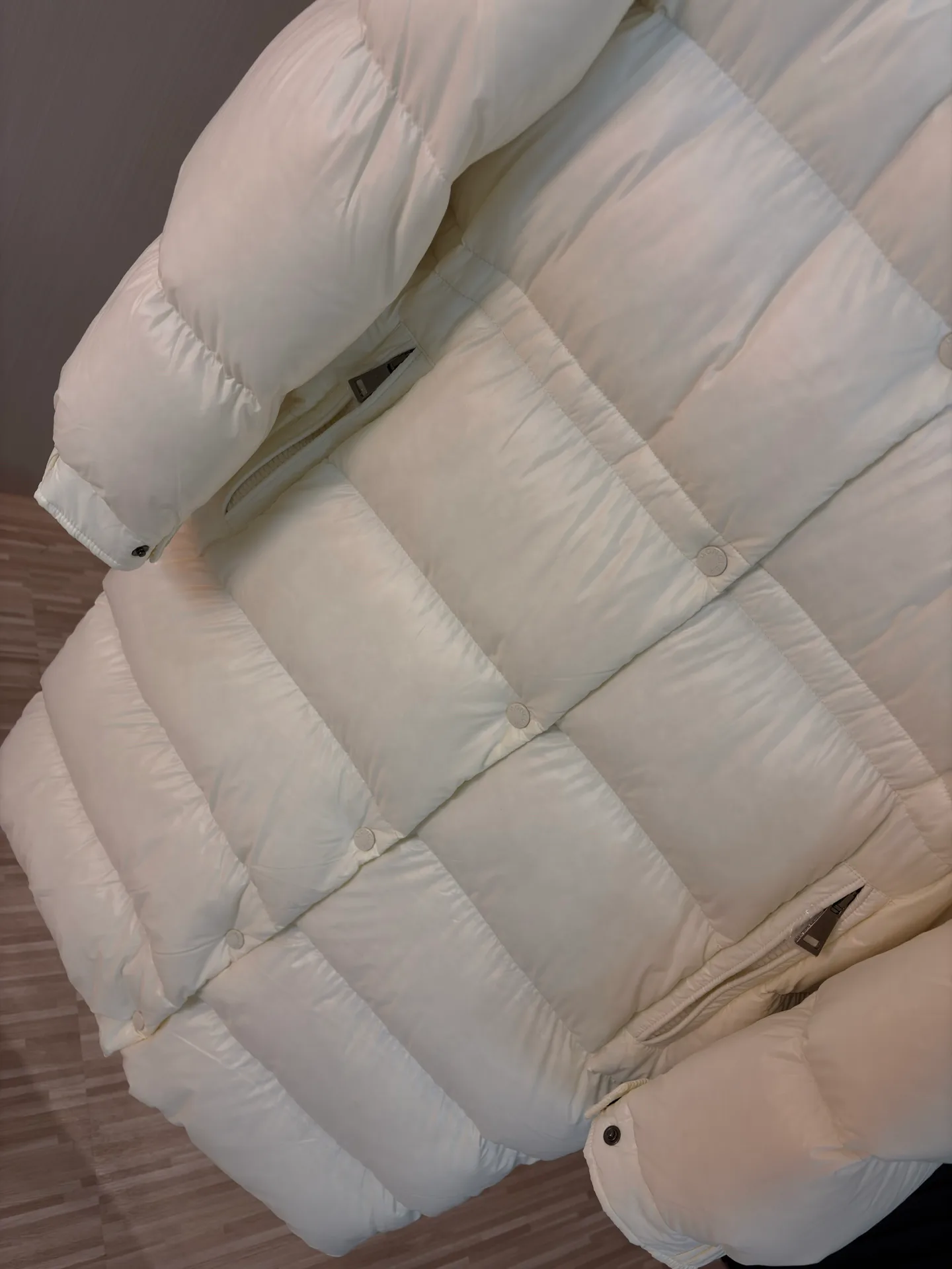 Куртки И Пуховики Женские Moncler 18491621