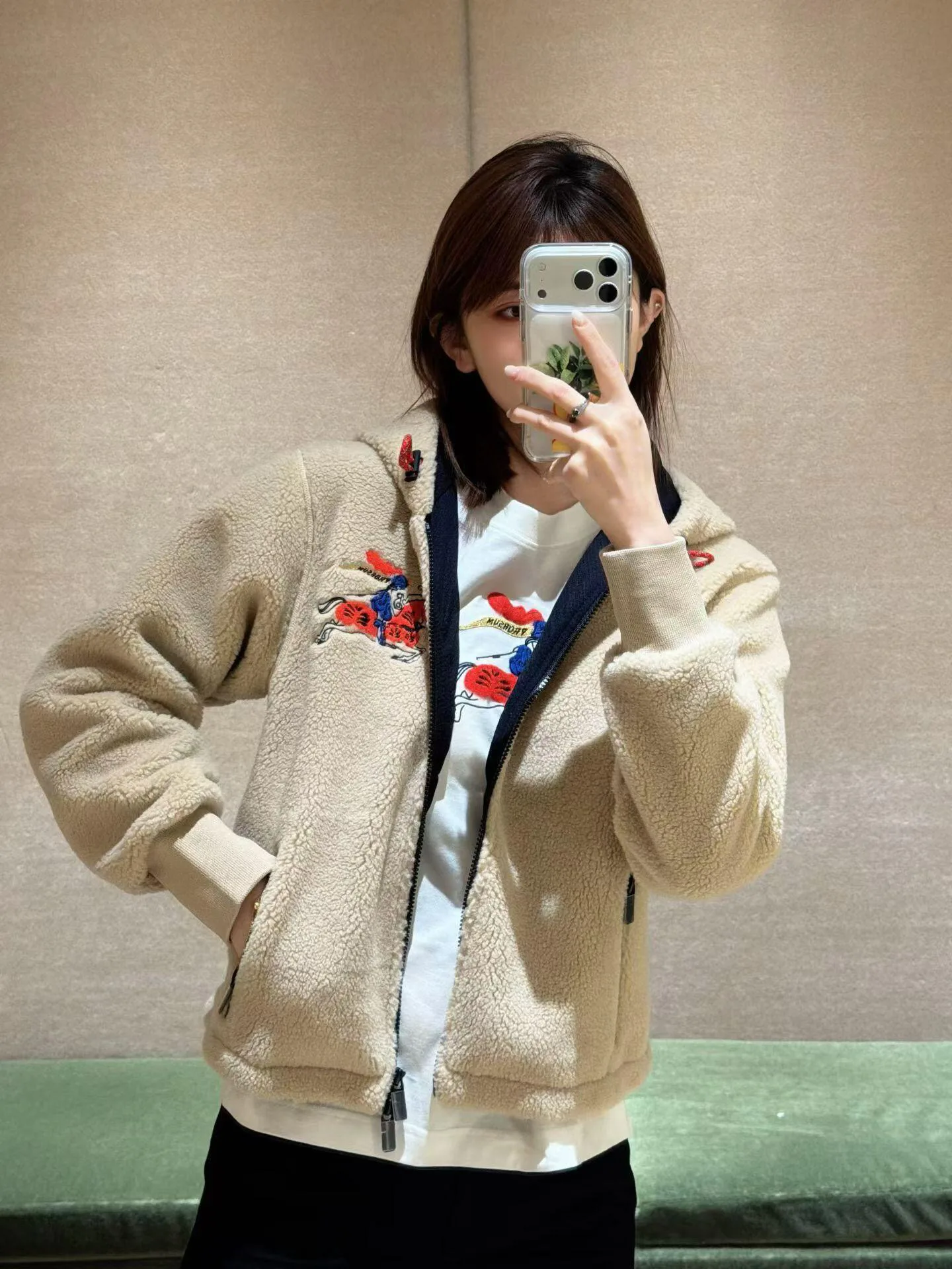 Куртки И Пуховики Женские Burberry 1144830