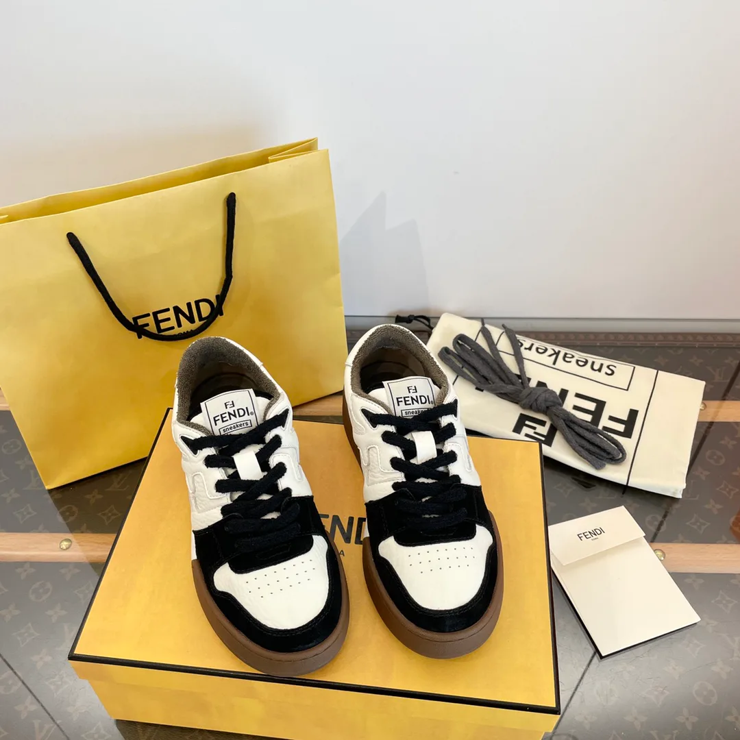 Кроссовки Женские Fendi 11161940