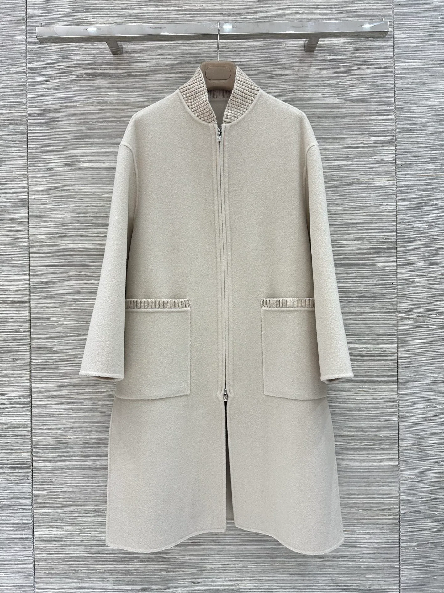 Пальто Женские Loro Piana 18230344