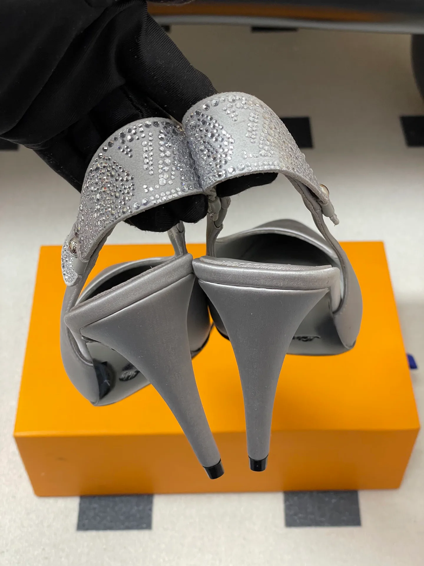 Туфли Женские Louis Vuitton 668703