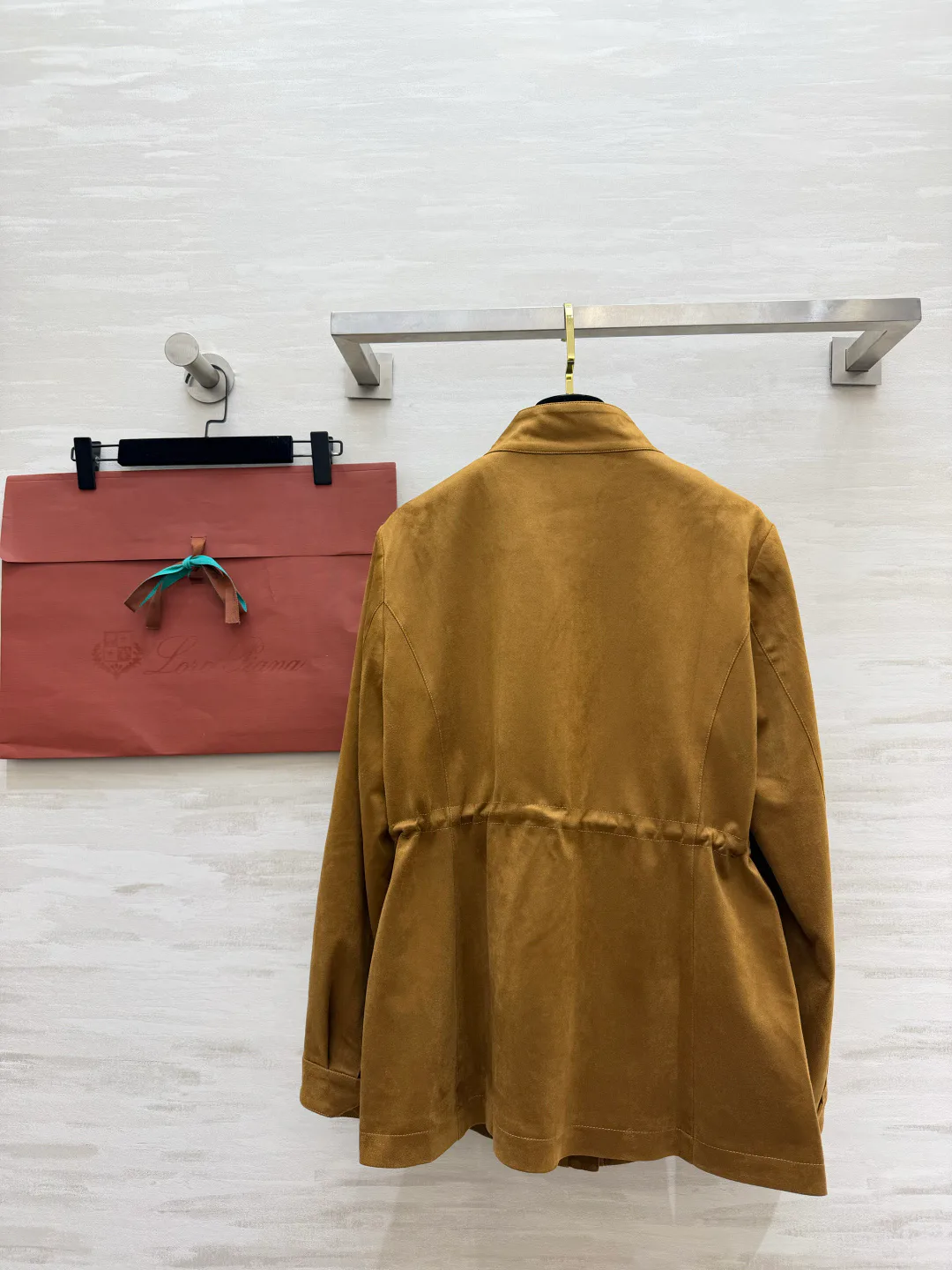 Куртки И Пуховики Женские Loro Piana 19056171