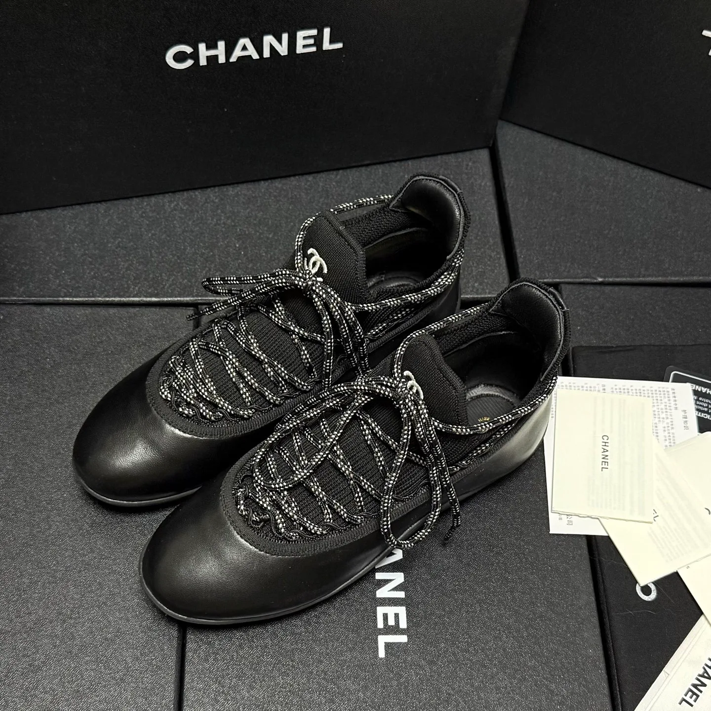 Кроссовки Женские Chanel 18083057