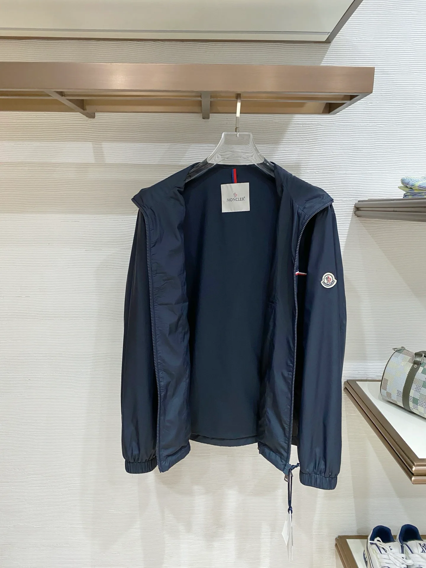 Пальто И Тренчи Мужские Moncler 11496537