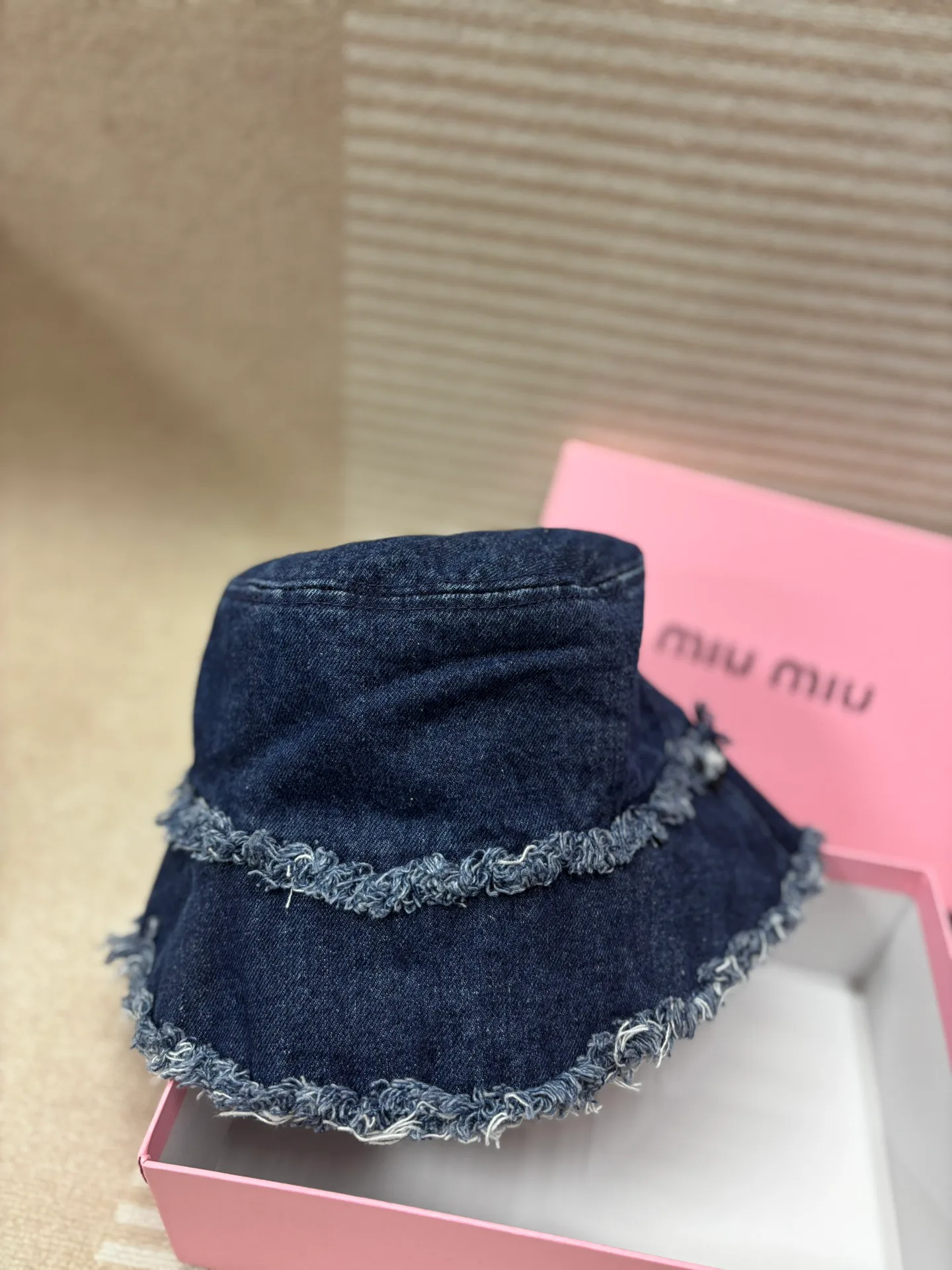 Головные Уборы Miu Miu 23094