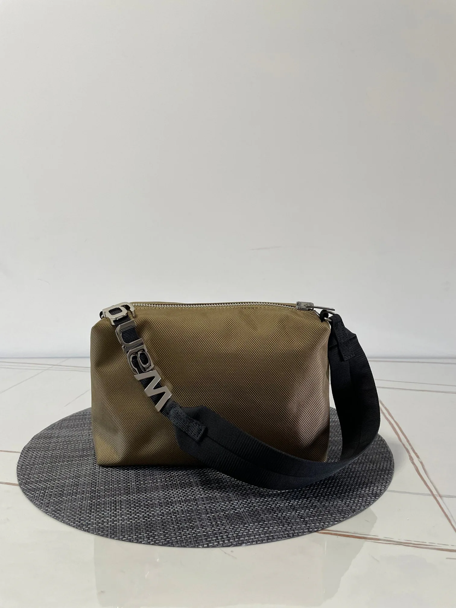 Классические Сумки Женские Alexander Wang 11606336