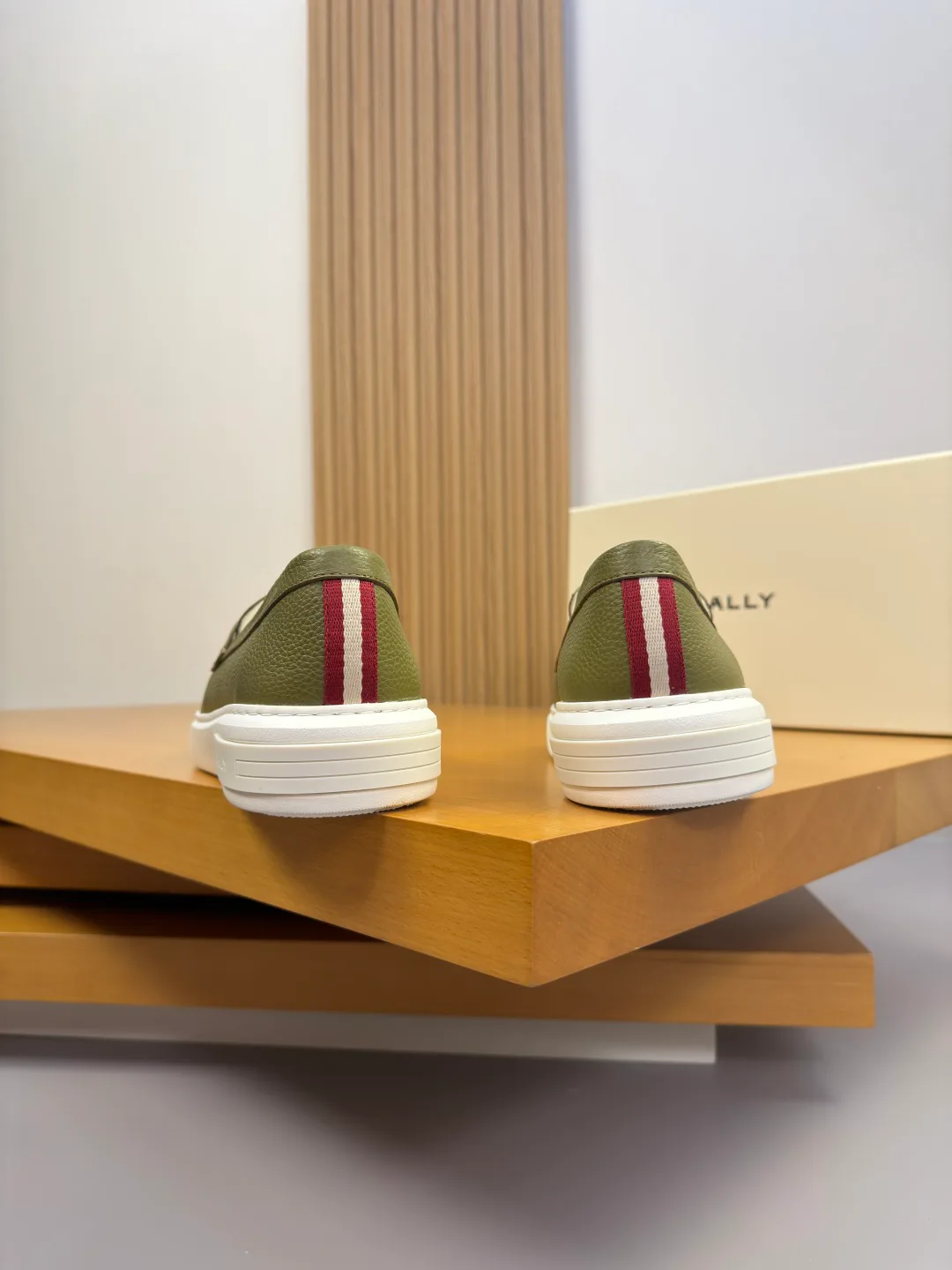 Кроссовки Мужские Bally 16981758