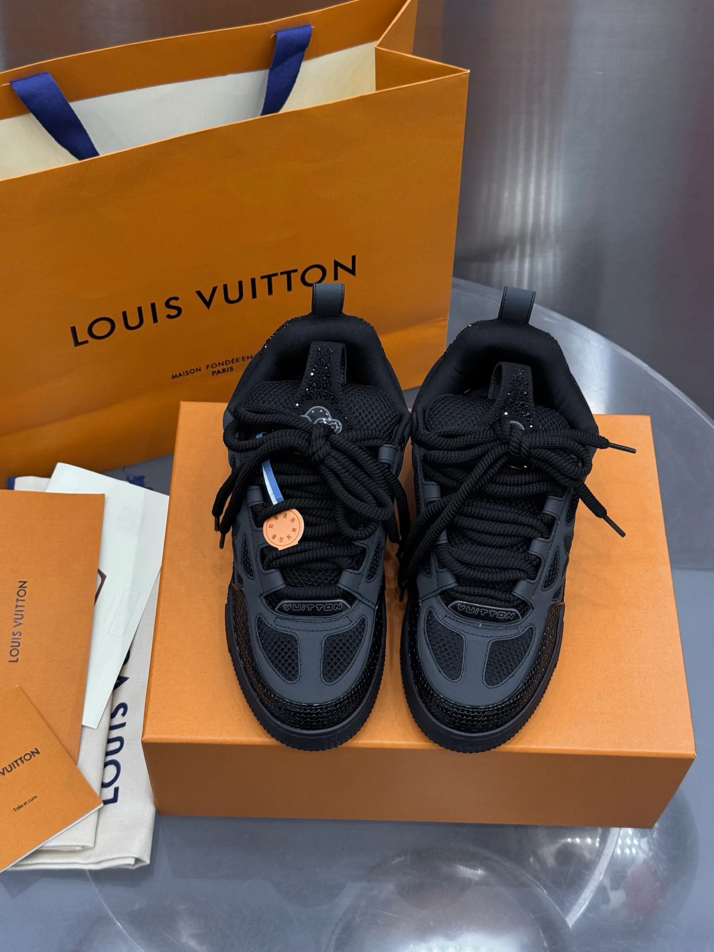 Кроссовки Мужские Louis Vuitton 19073413