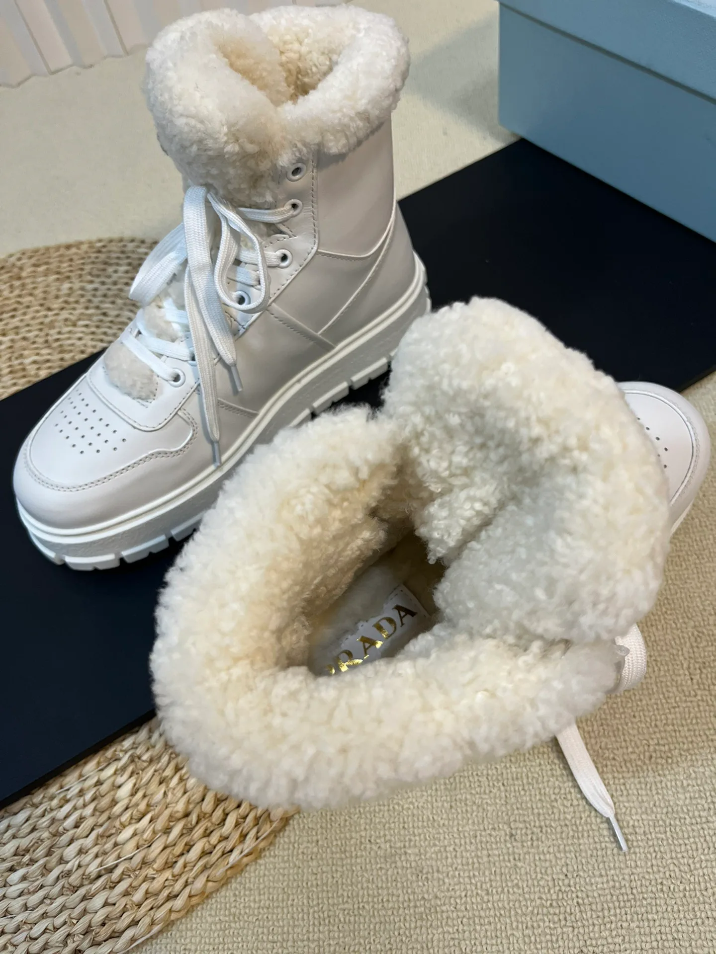 Ботинки Женские Prada 238260