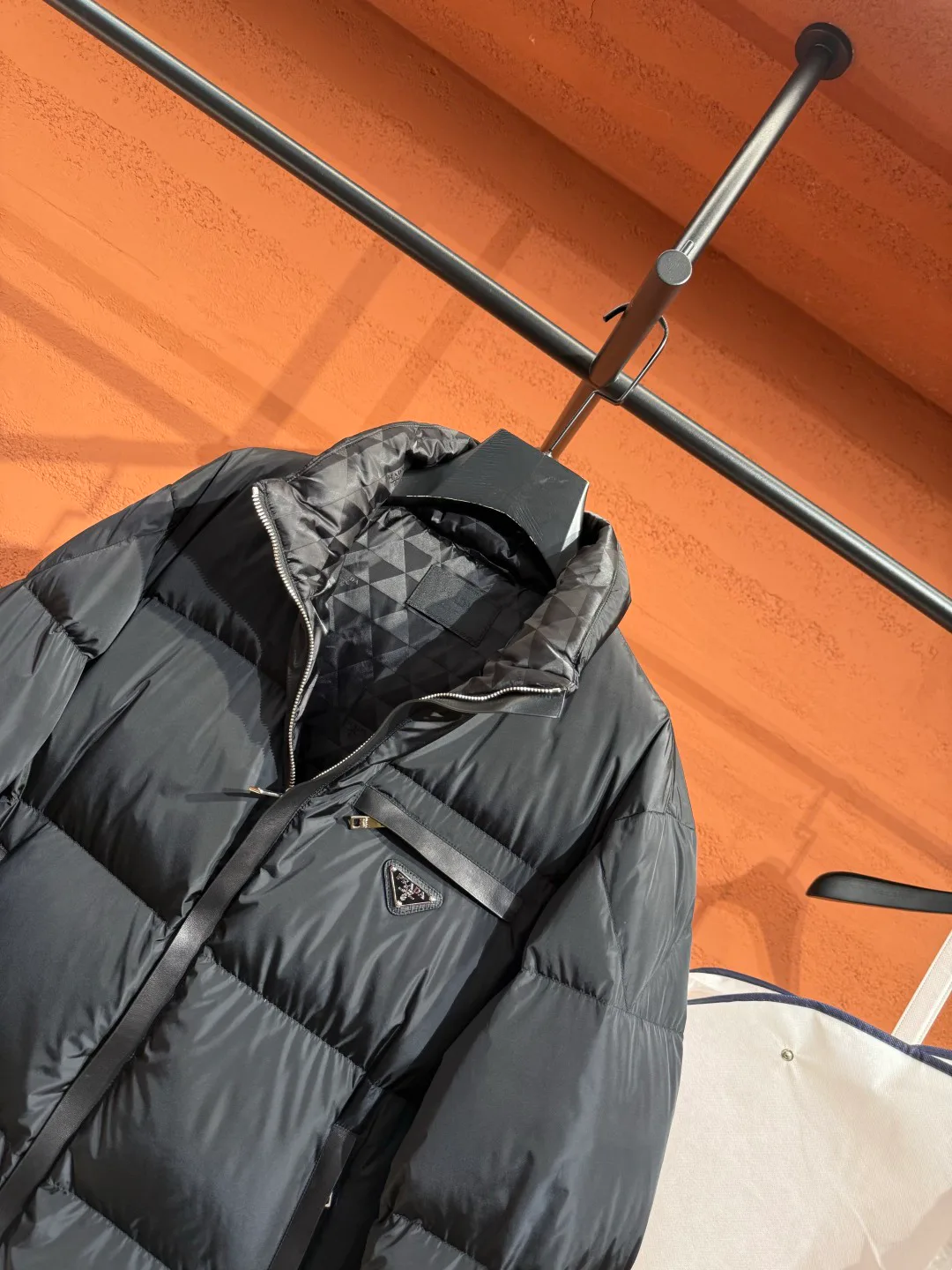 Куртки И Пуховики Женские Prada 19025203