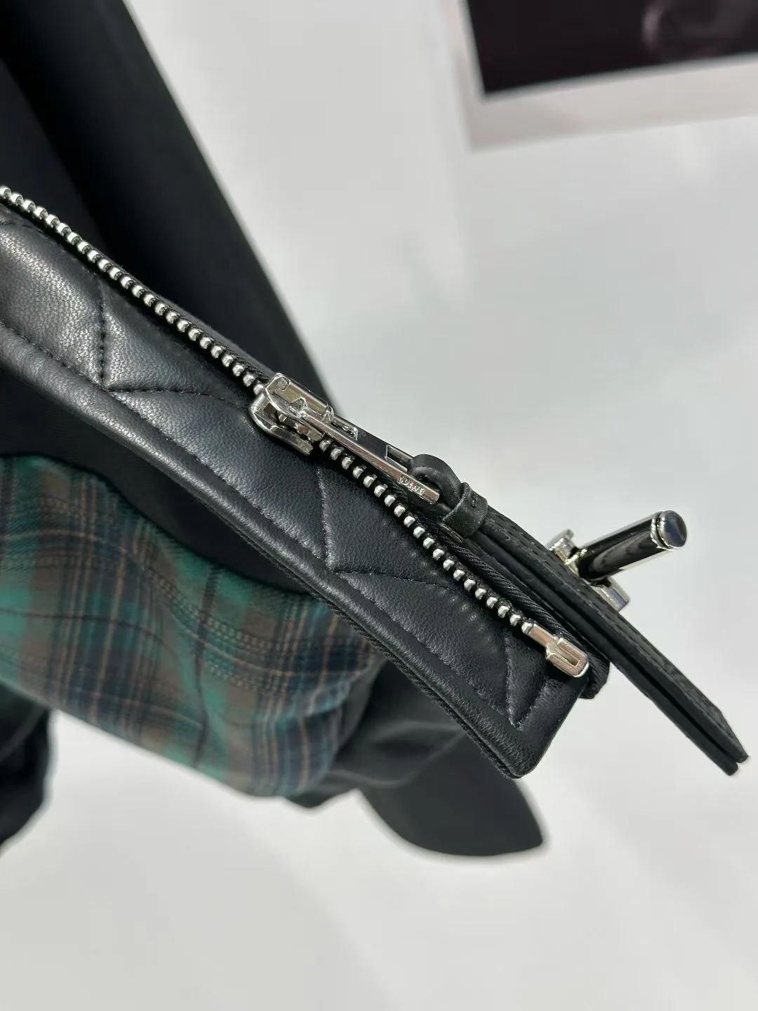 Кожаные Куртки И Дублёнки Женские Loewe 11429012