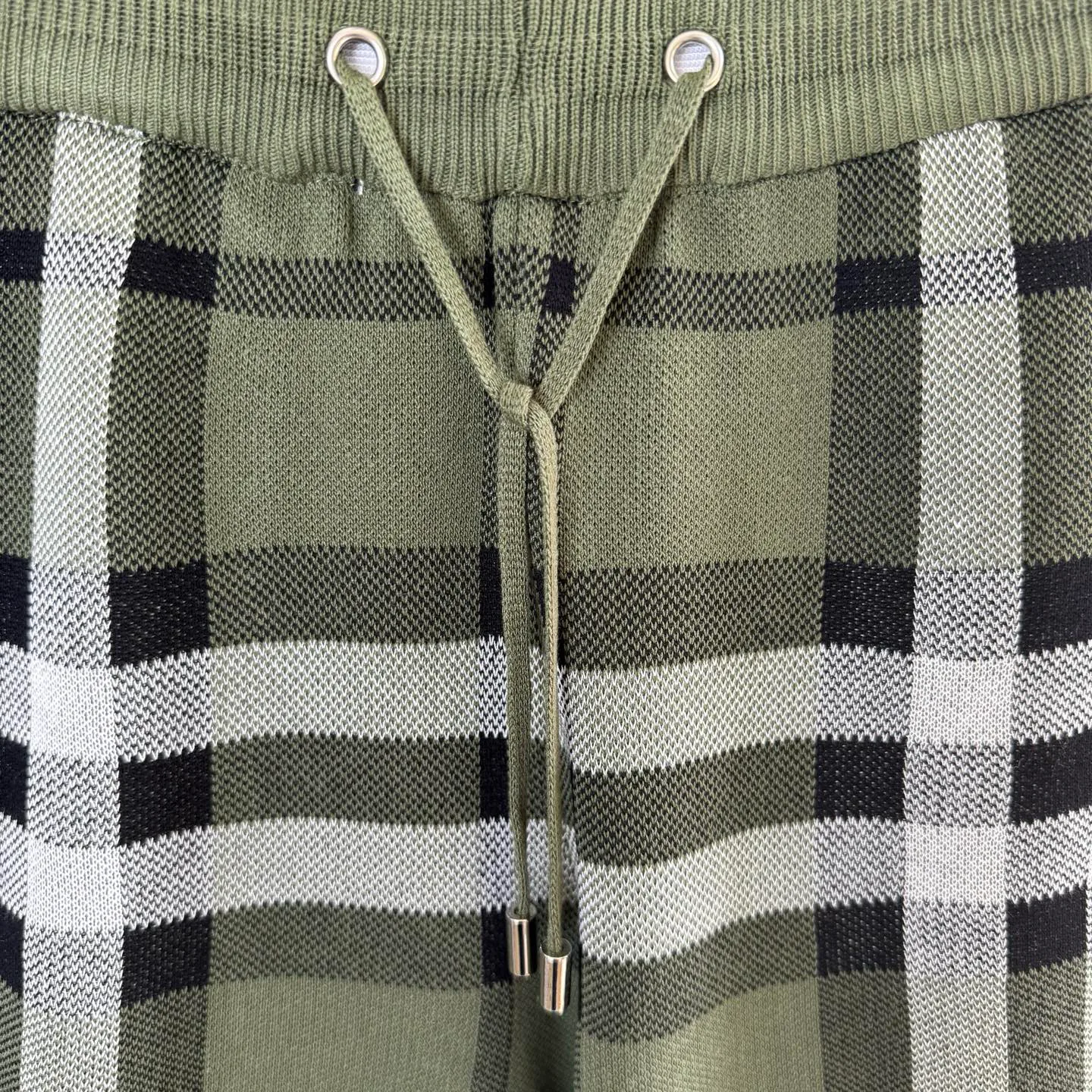 Шорты Женские Burberry 10952471