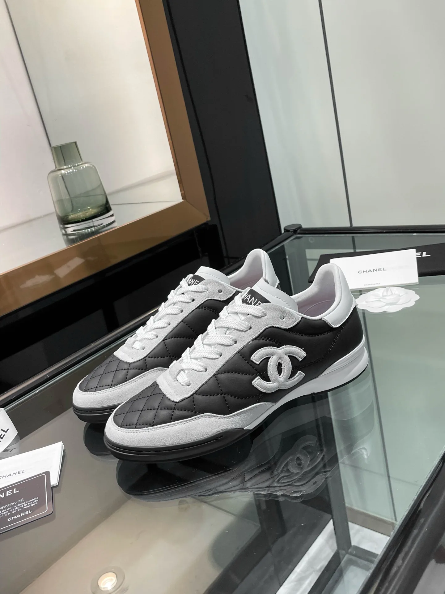 Кроссовки Женские Chanel 18780401