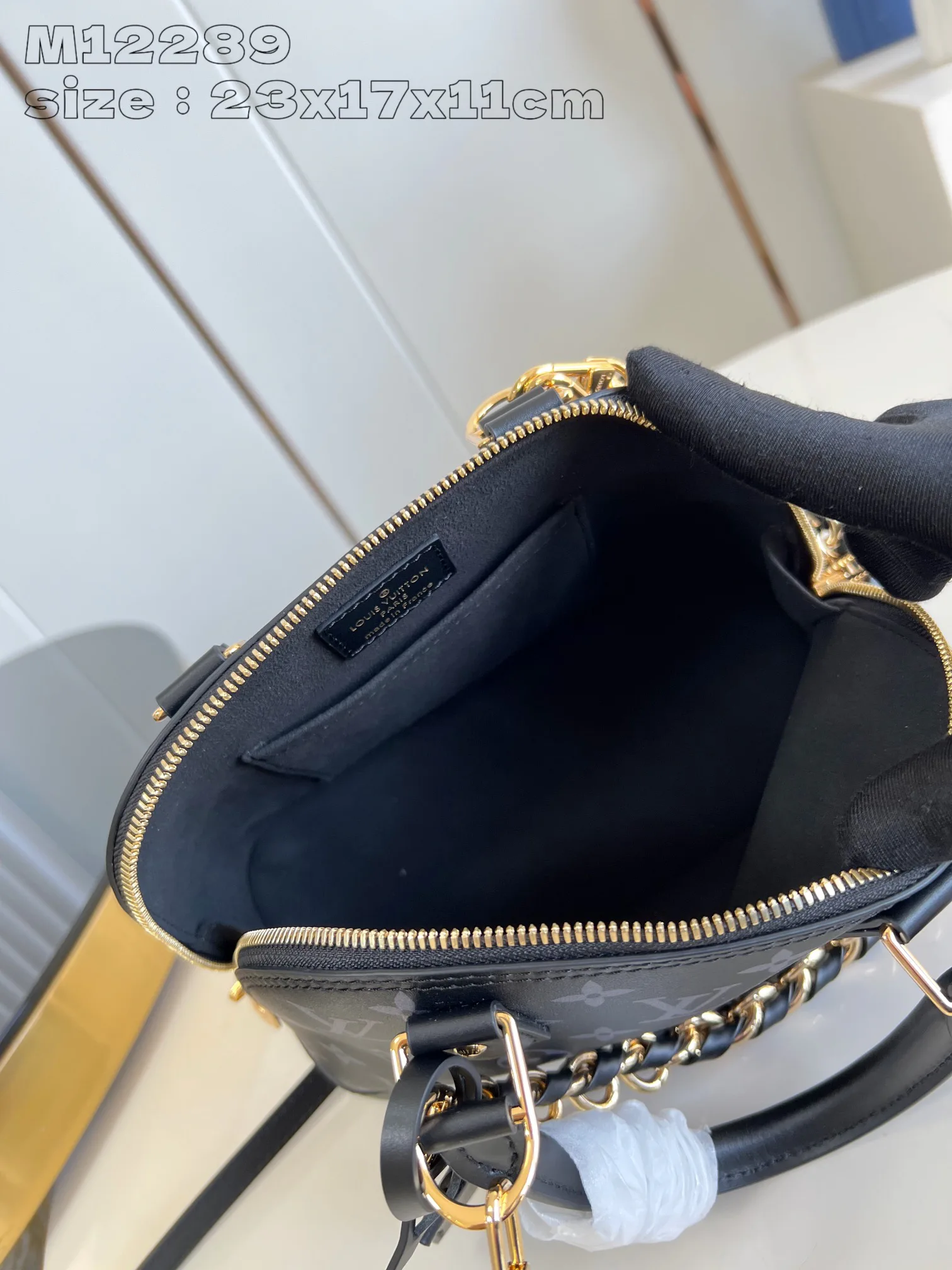 Классические Сумки Женские Louis Vuitton 18227598