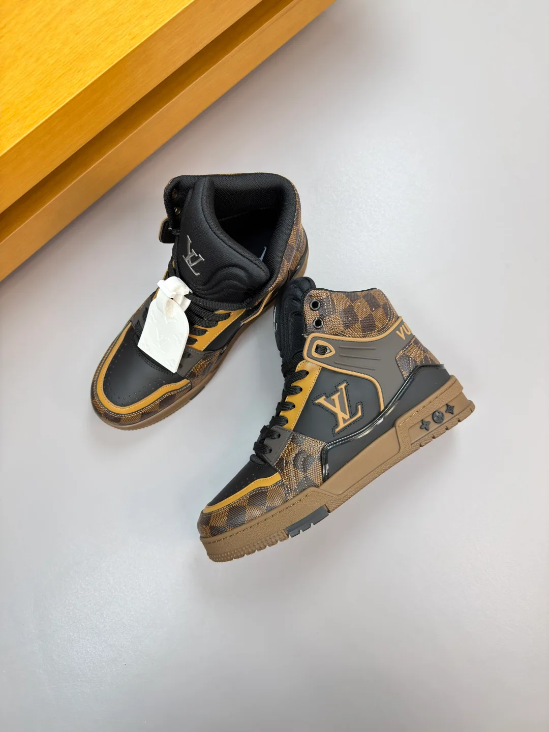 Кроссовки Женские Louis Vuitton 476874