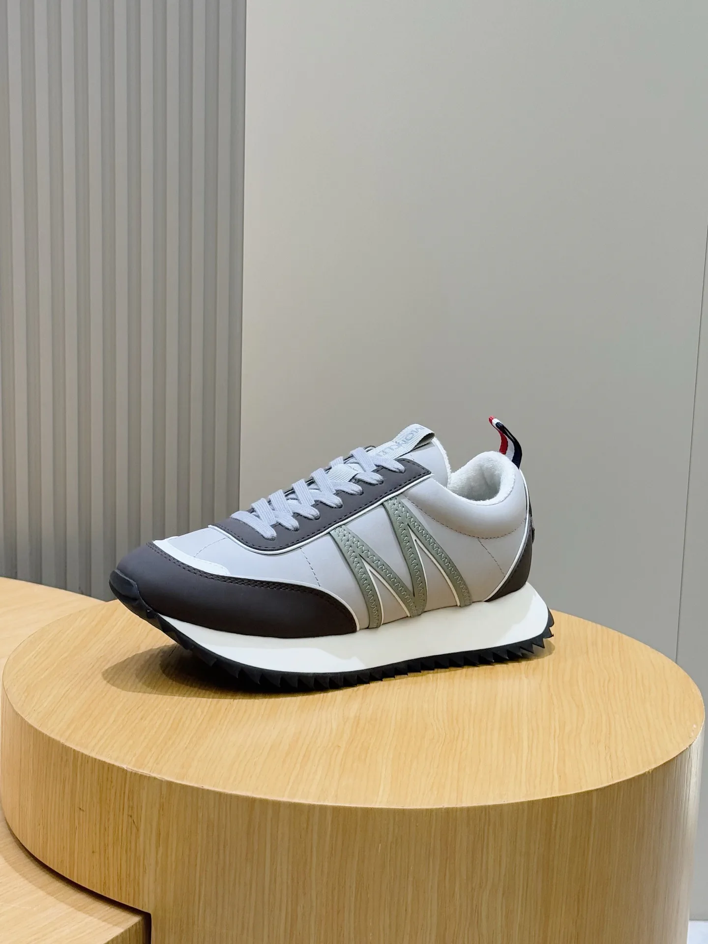Кроссовки Мужские Moncler 850534