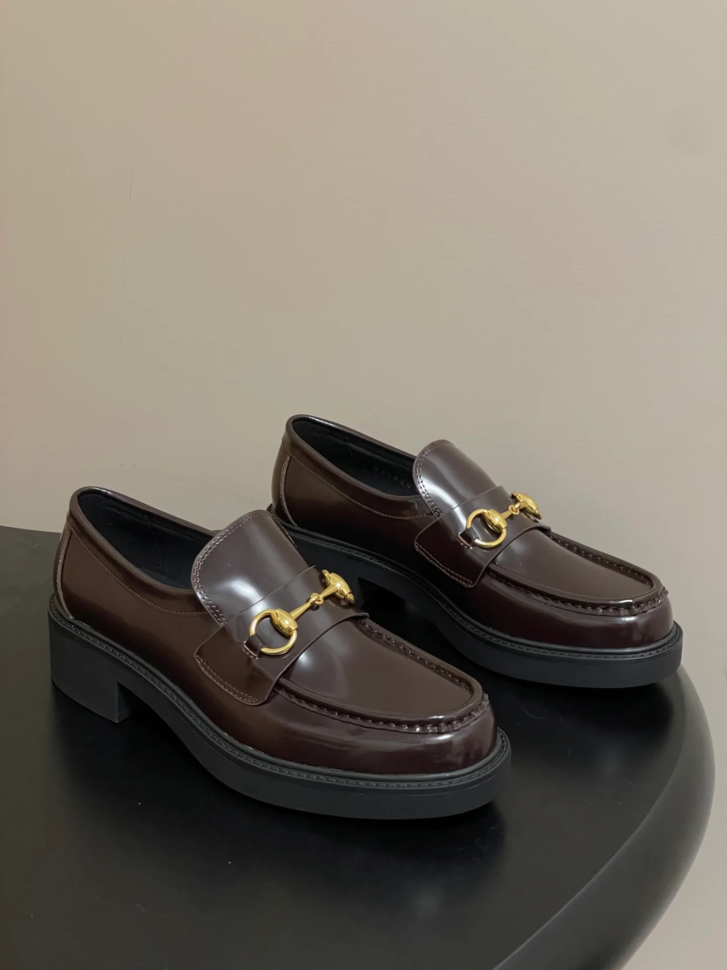 Лоферы И Мокасины Женские Gucci 725596