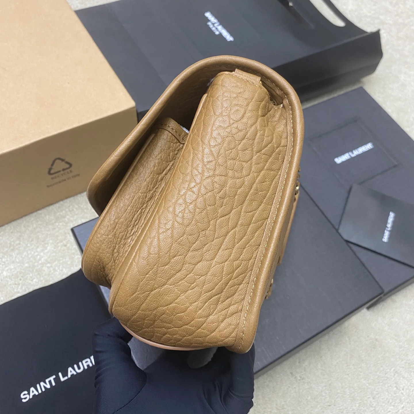 Классические Сумки Женские Saint Laurent 13435183