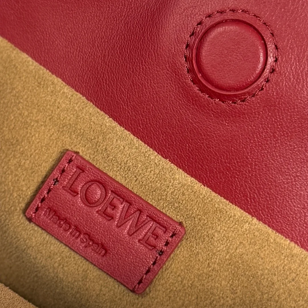 Клатчи Женские Loewe 11343658